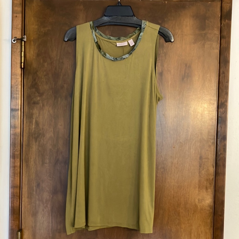 LOGO Layers by Lori Goldstein Pea Green Tunic with Scarf material around neck XL